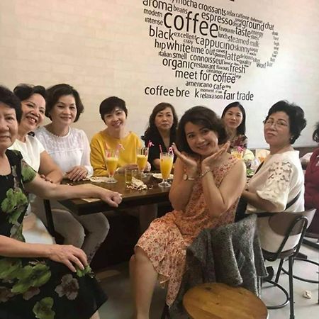Zi Coffee & Hostel Дананг Екстериор снимка