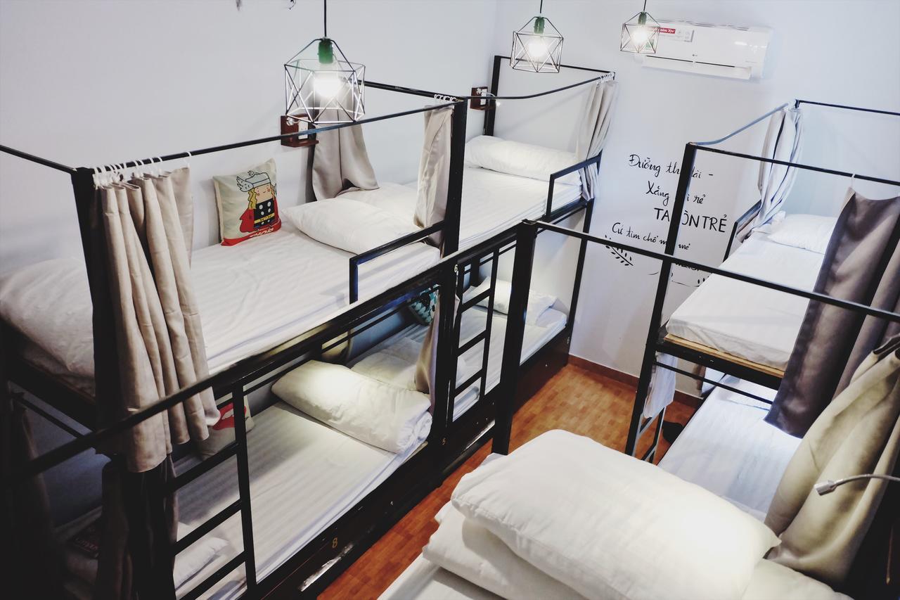 Zi Coffee & Hostel Дананг Екстериор снимка